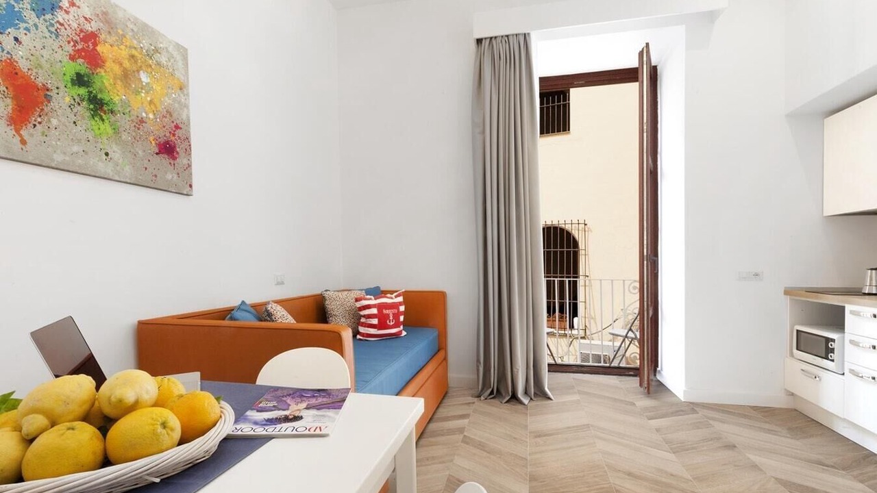 Photo of Livingroom in Sorrento Historic Centre