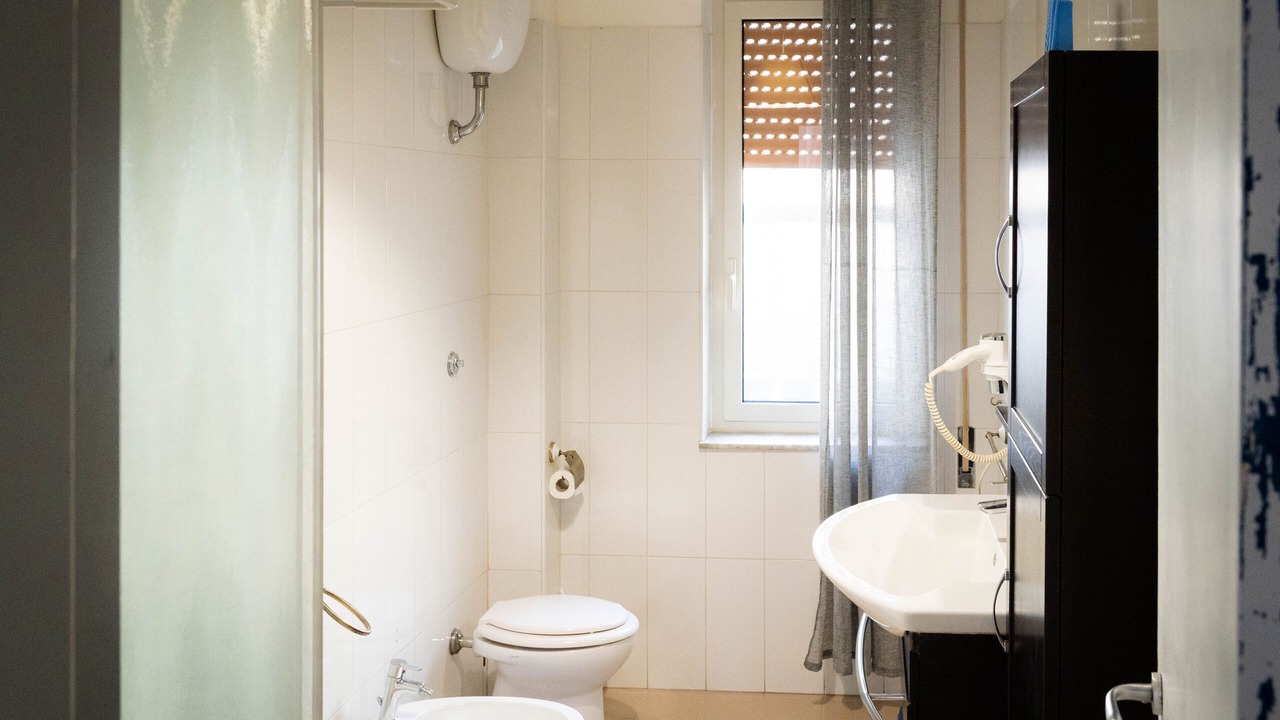 Photo of Bathroom in Secondigliano