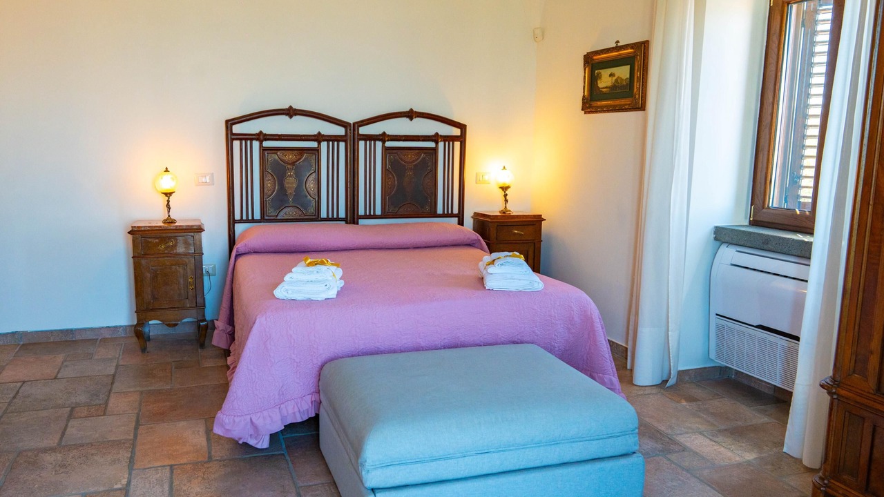 Photo of Bedroom in Lettere