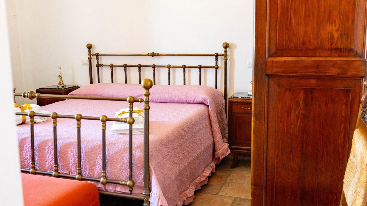 Photo of Bedroom in Lettere