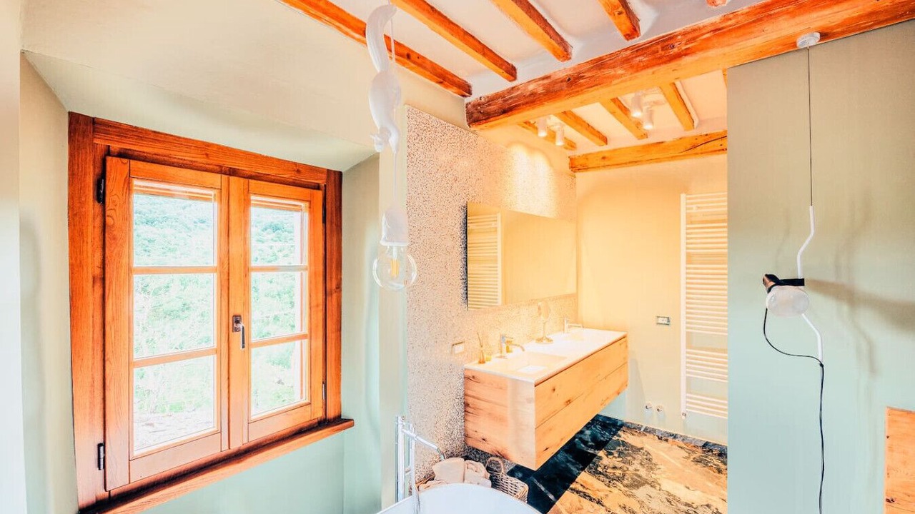 Photo of Bathroom in Poppi