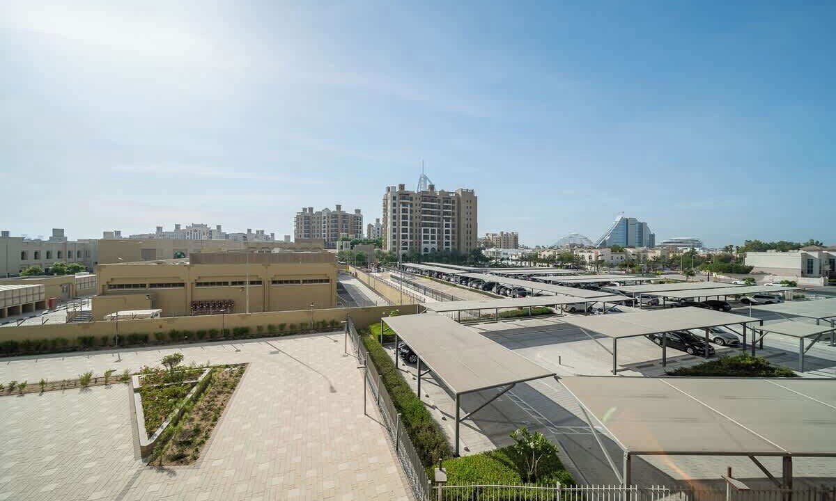 Photo of Patio Balcony in Umm Suqeim 3