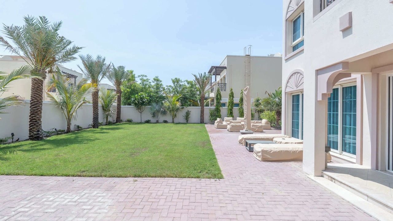 Photo of Patio Balcony in Jumeirah Village Triangle