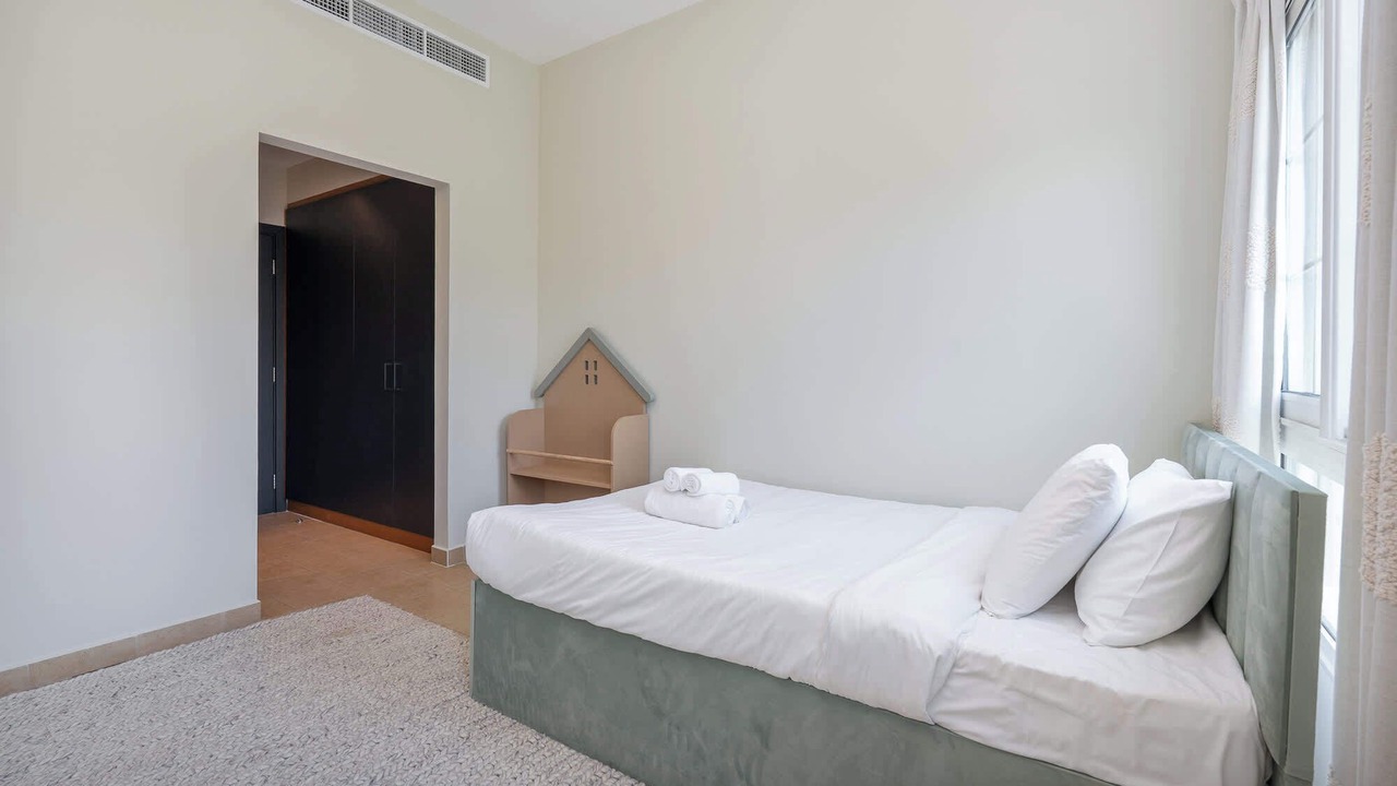 Photo of Bedroom in Jumeirah Village Triangle