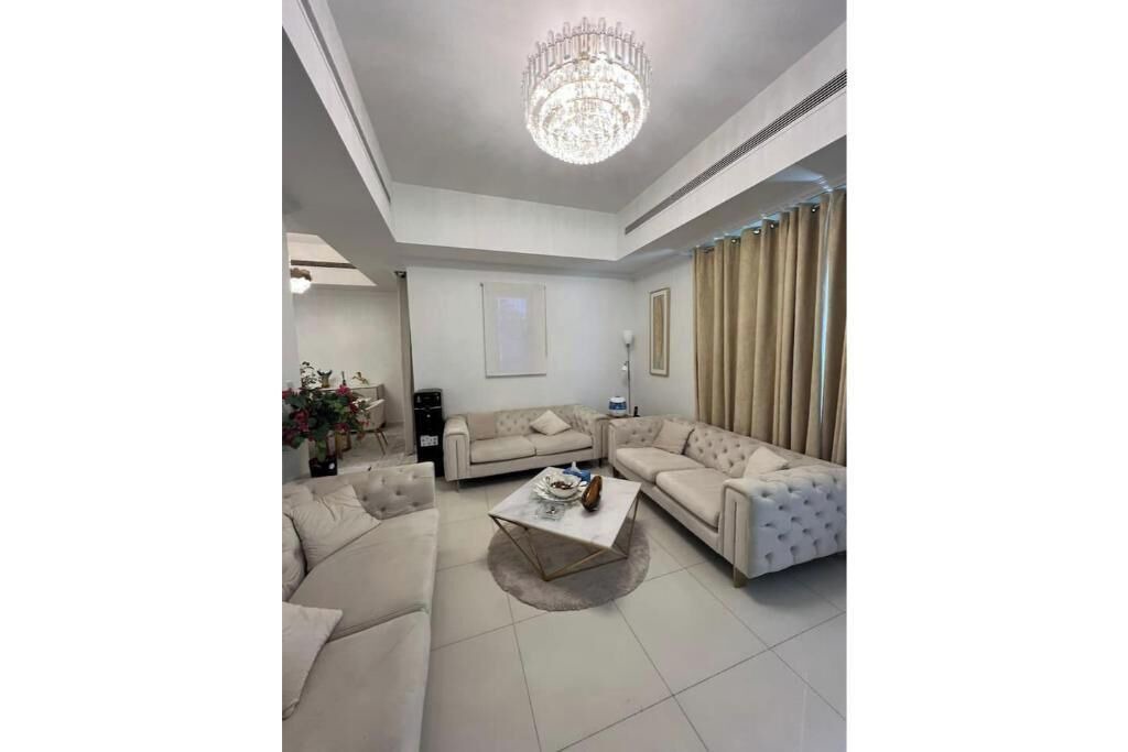 Photo of Livingroom in Bur Dubai