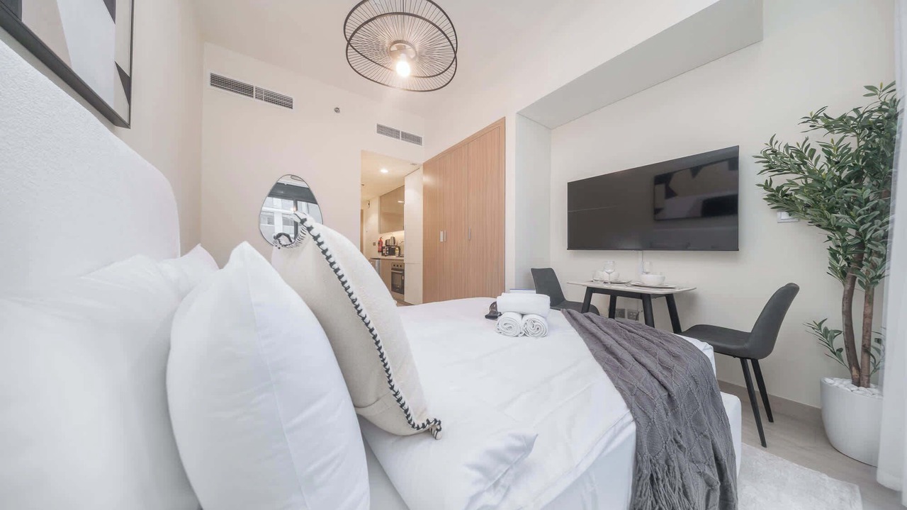 Photo of Bedroom in Nad Al Sheba
