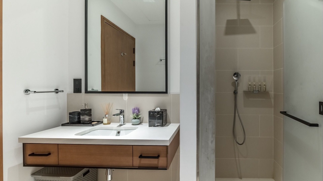 Photo of Bathroom in Jumeirah Lake Towers