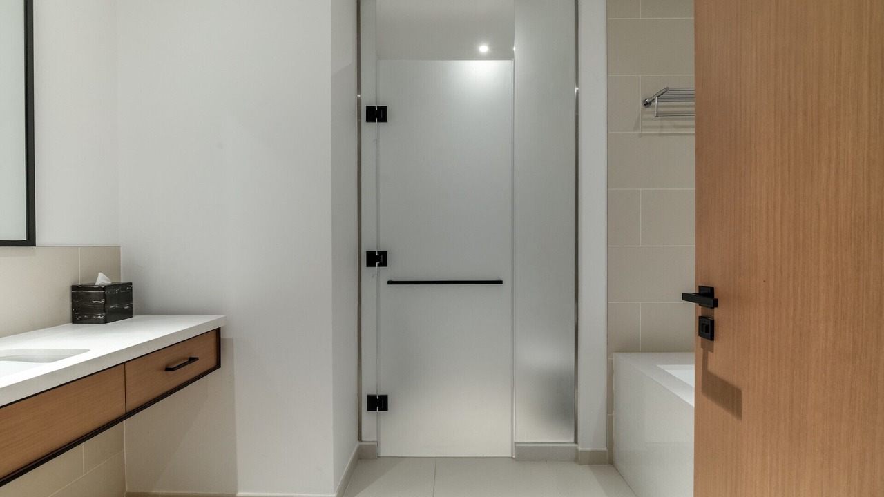 Photo of Bathroom in Jumeirah Lake Towers