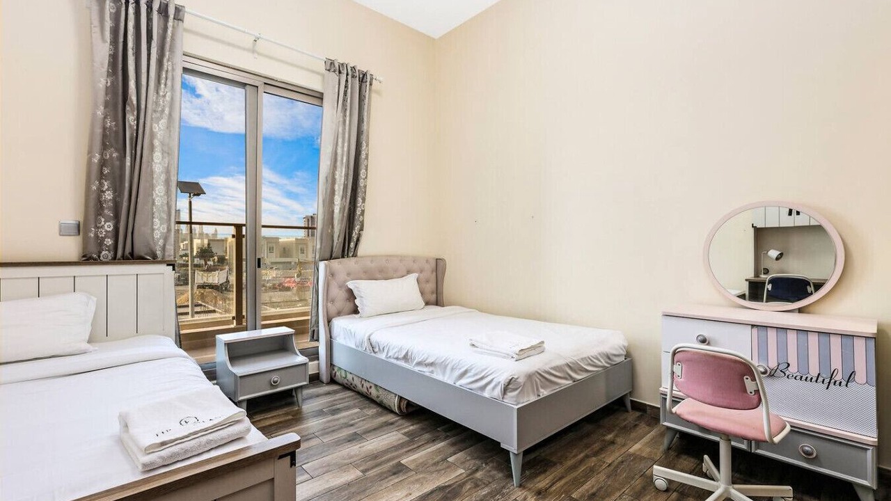 Photo of Bedroom in Discovery Gardens