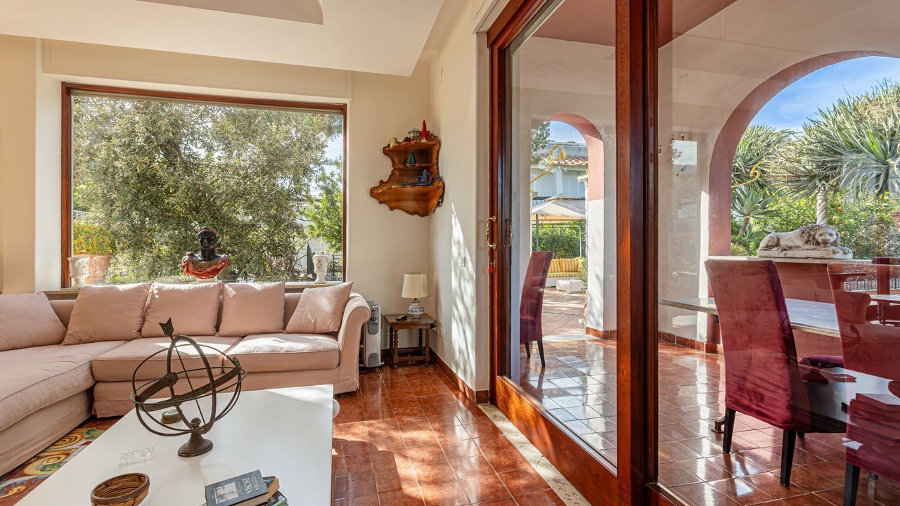 Photo of Livingroom in Ischia Porto