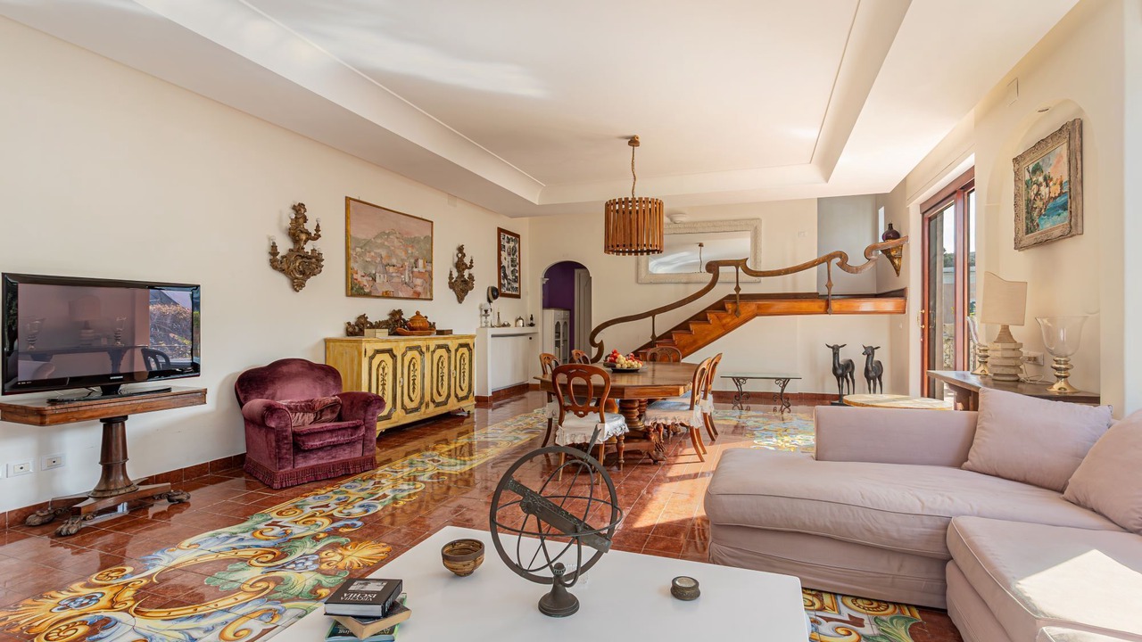 Photo of Livingroom in Ischia Porto