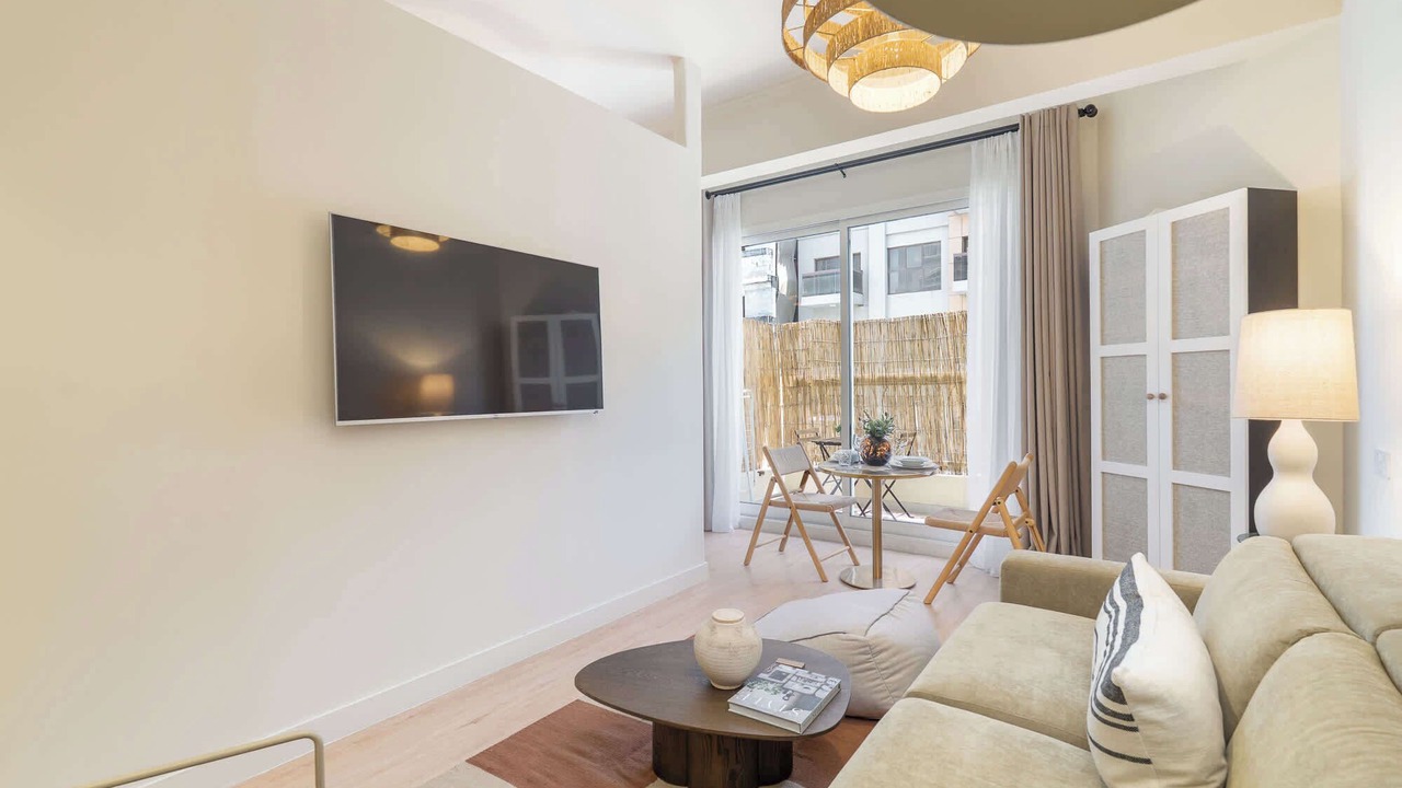 Photo of Livingroom in Jumeirah Village Triangle