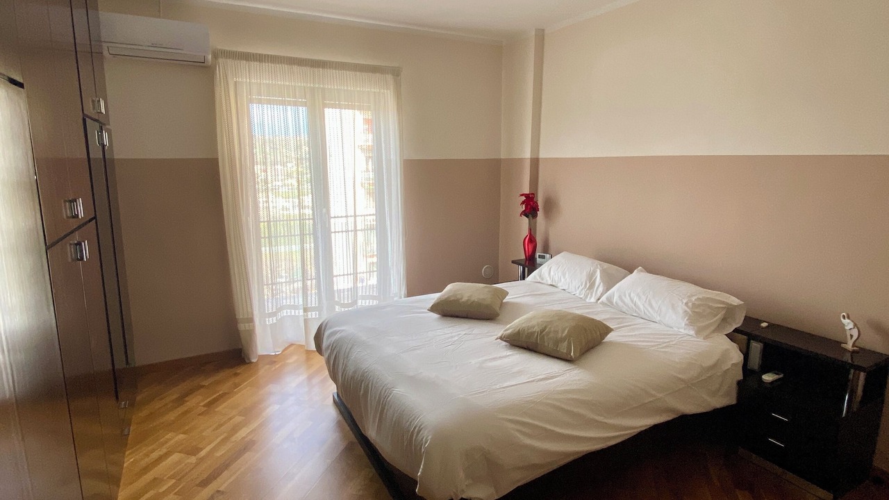 Photo of Bedroom in Pianura