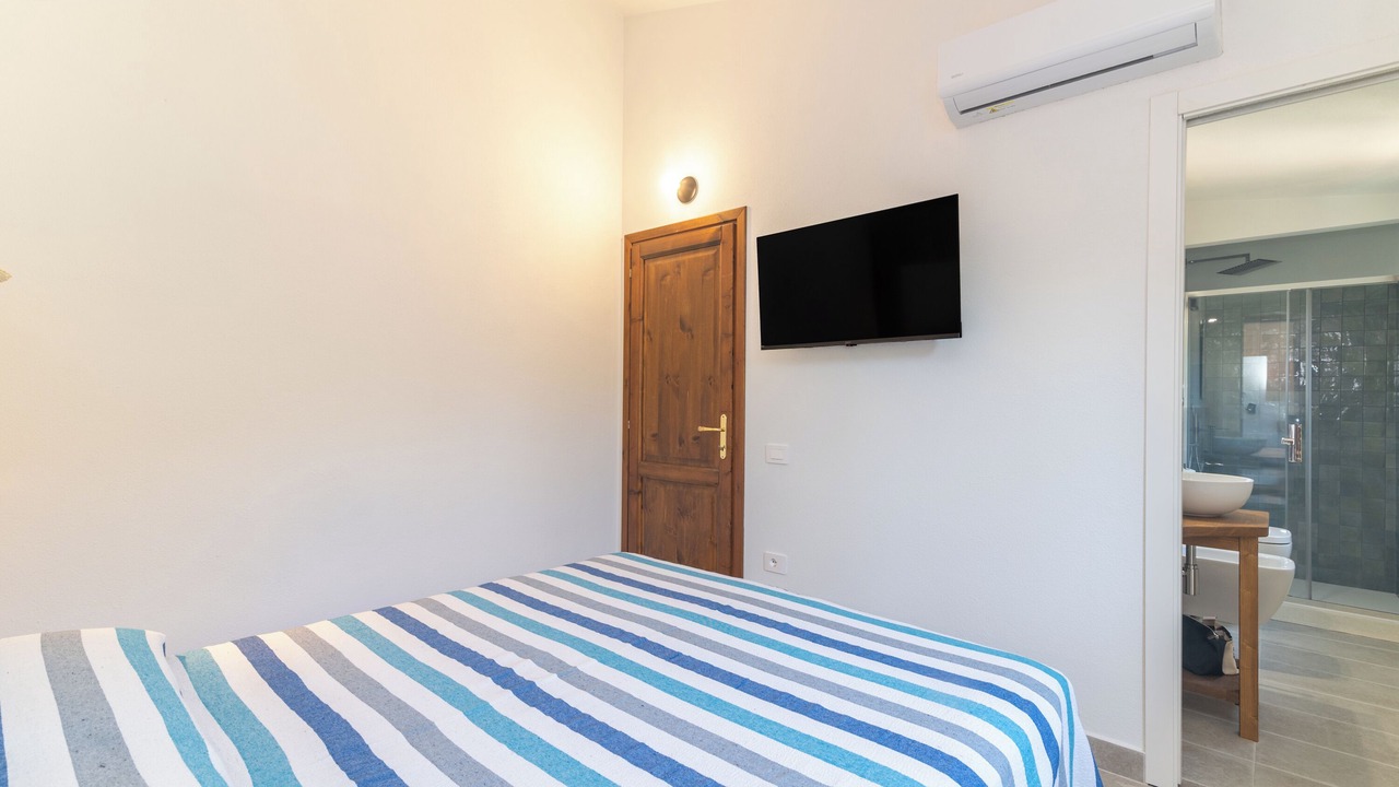 Photo of Bedroom in Case Peschiera-Lu Fraili