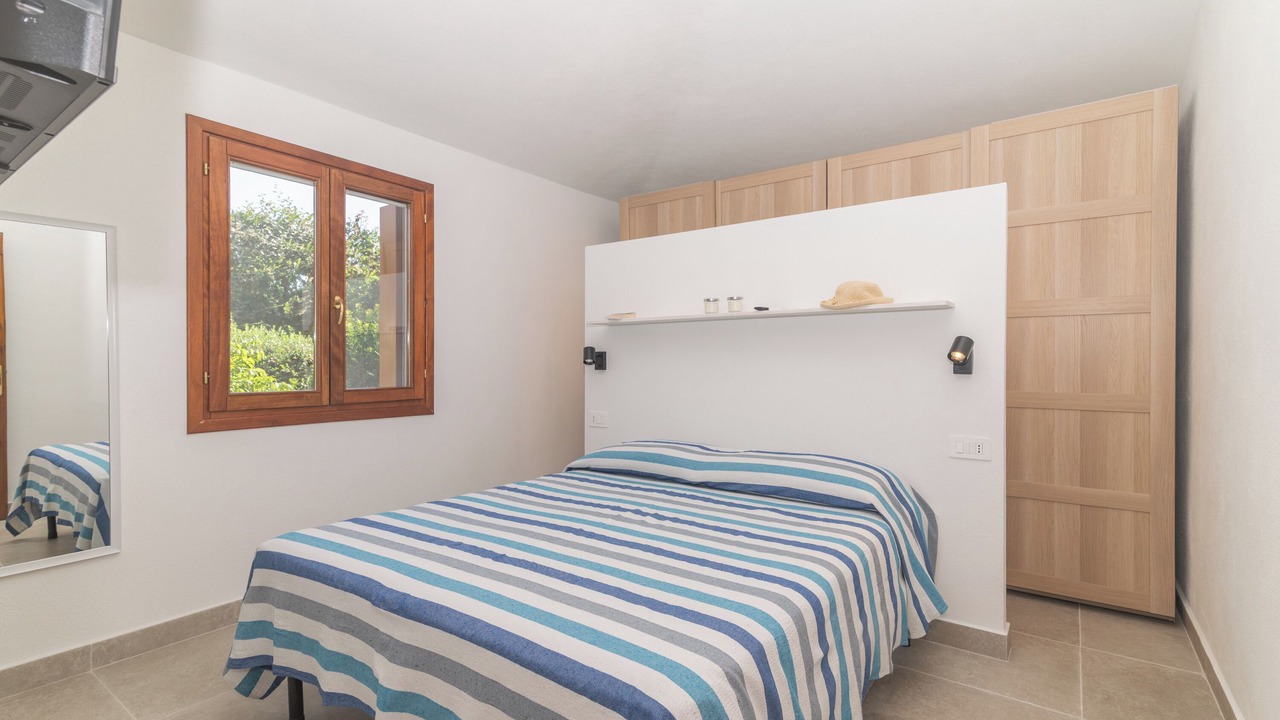 Photo of Bedroom in Case Peschiera-Lu Fraili