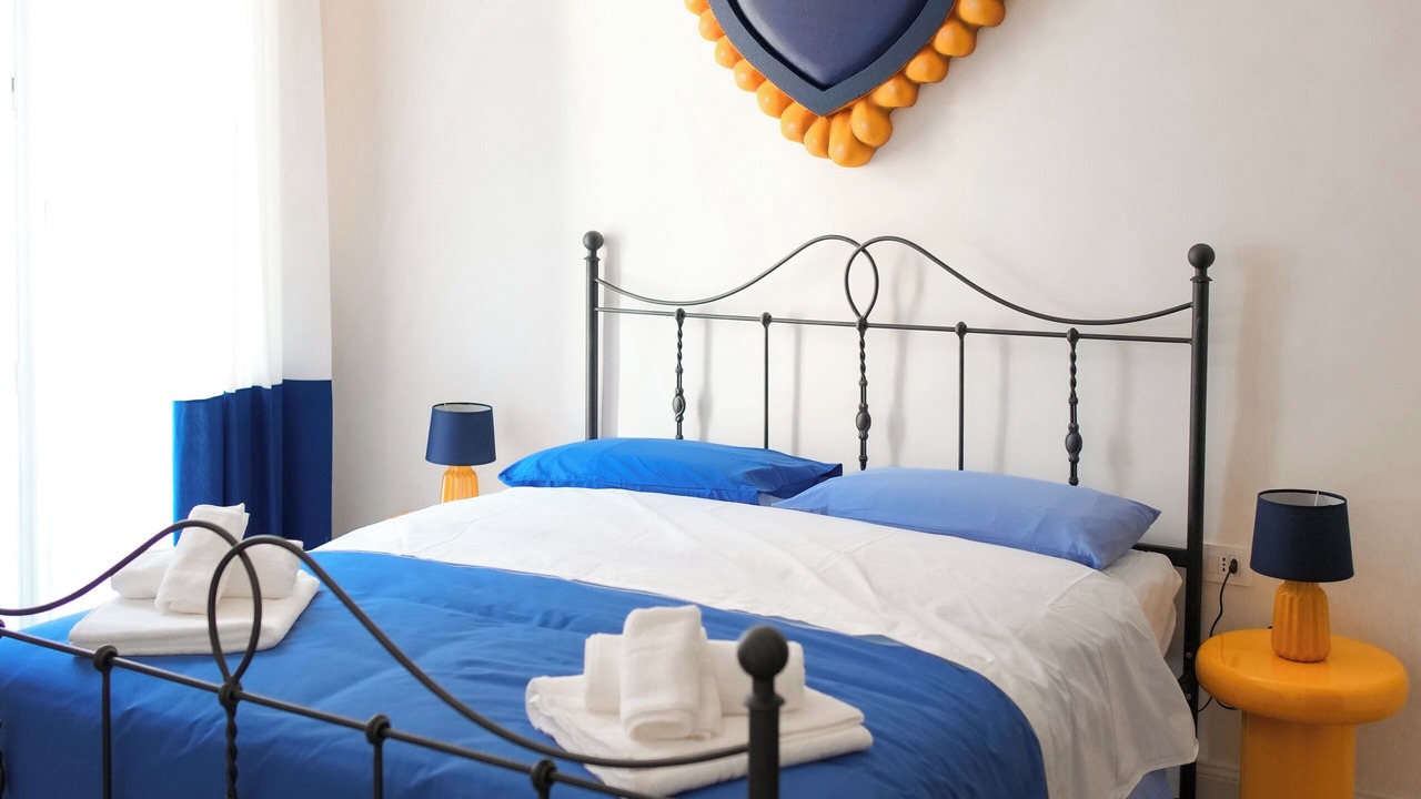Photo of Bedroom in Naples City Centre