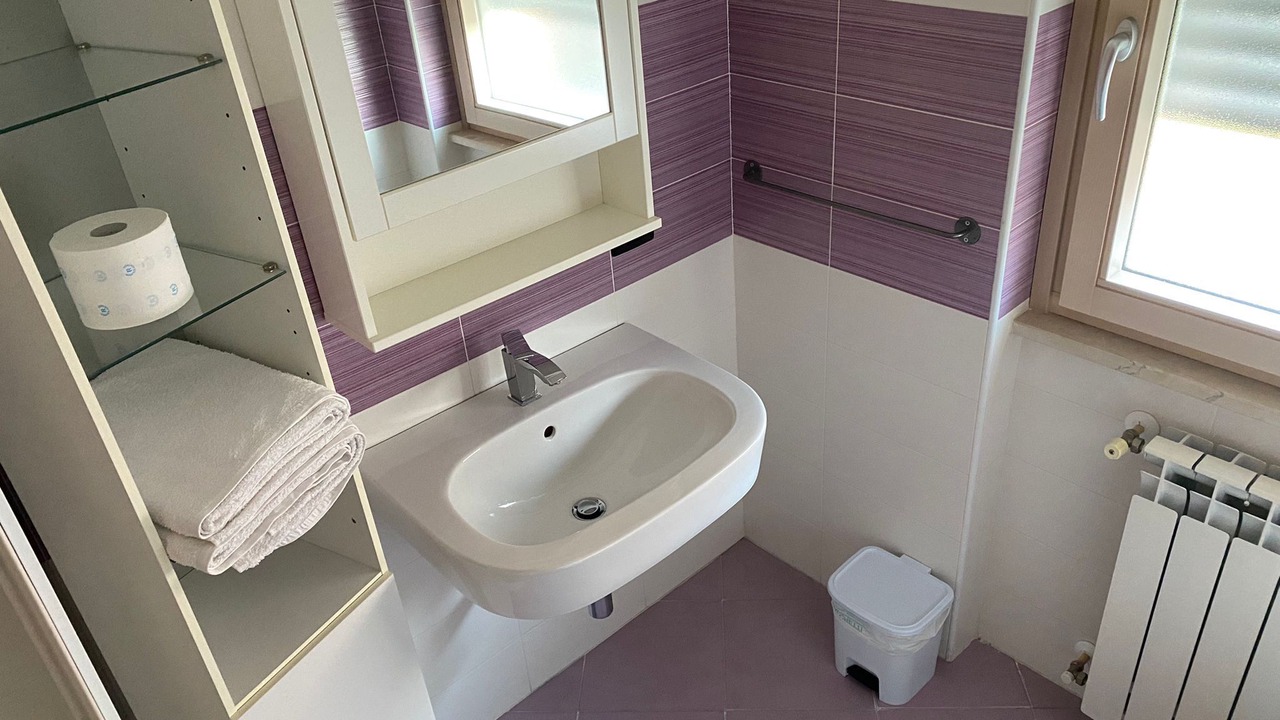 Photo of Bathroom in Cassino