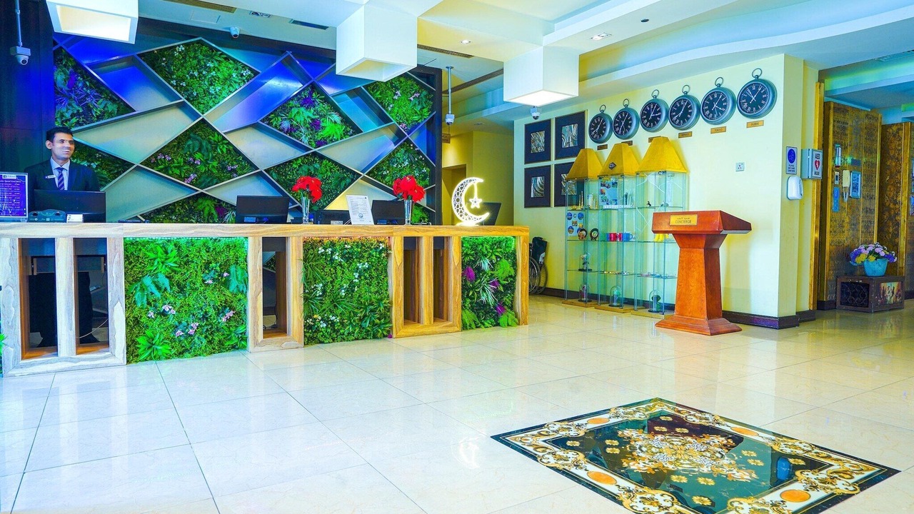 Photo of Others in Naif