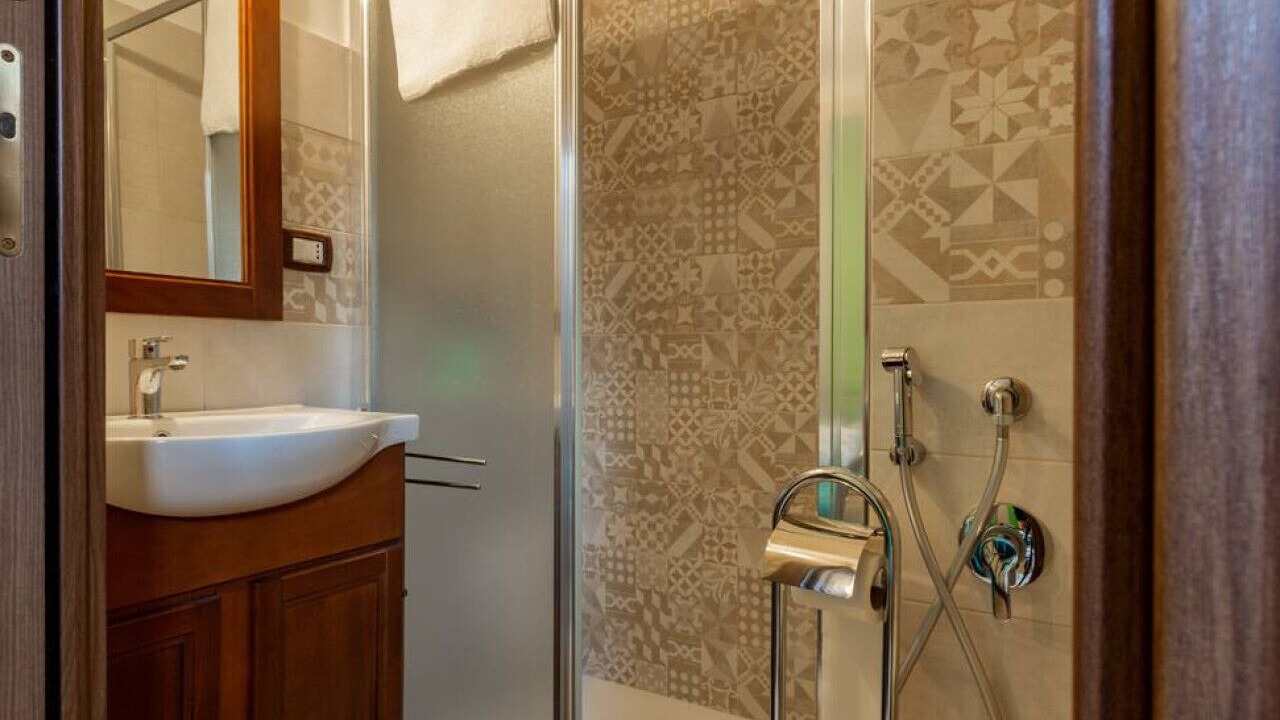 Photo of Bathroom in Taurasi