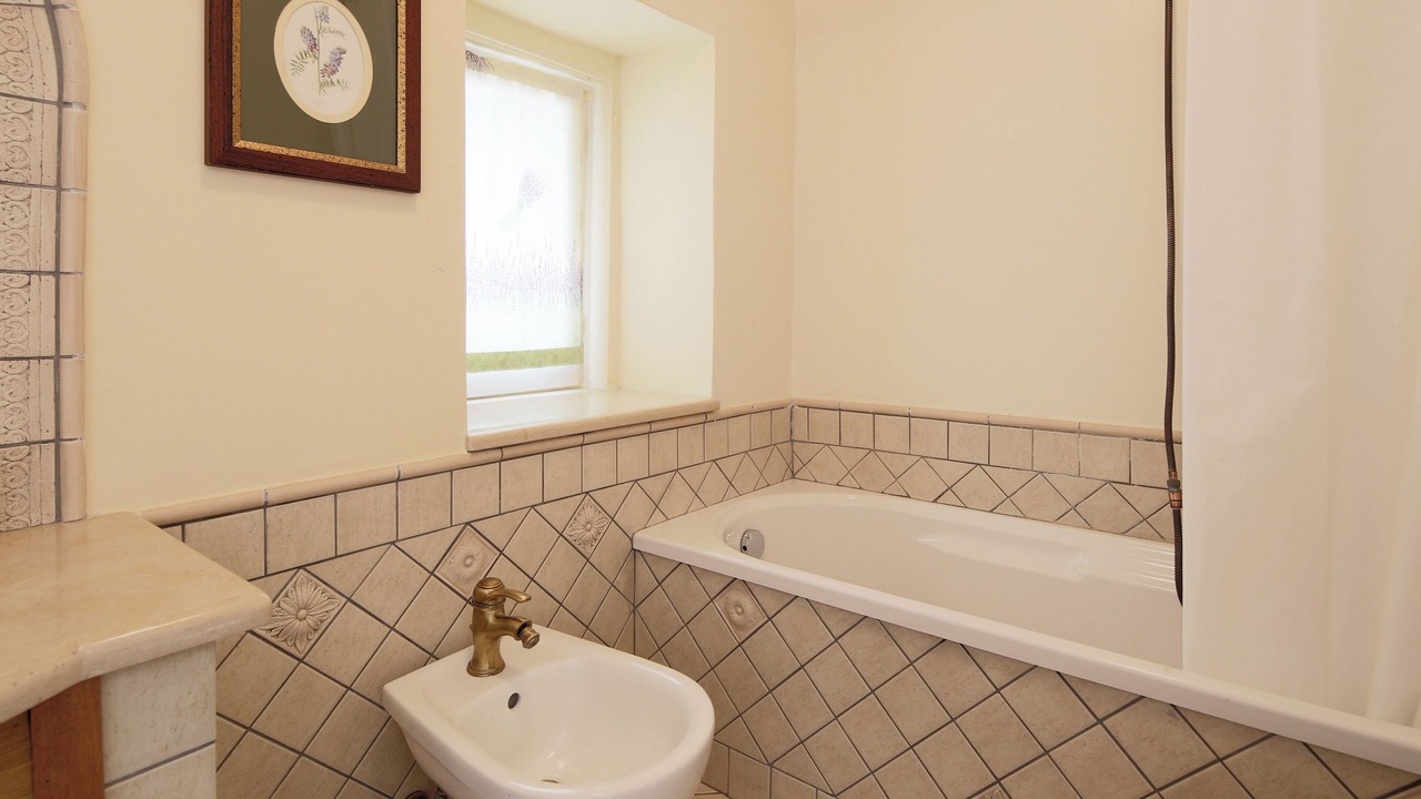 Photo of Bathroom in Sant'Agata de'Goti