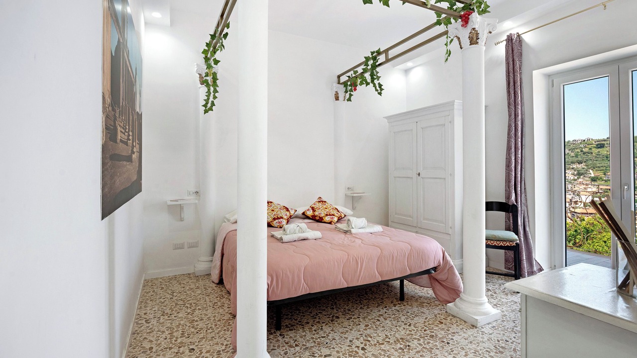 Photo of Bedroom in Piazza-Tralia-Pendolo