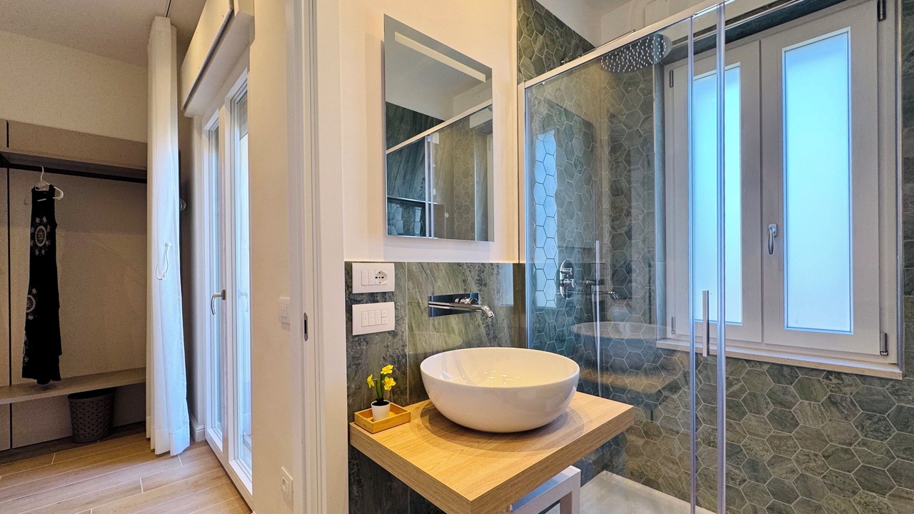 Photo of Bathroom in Meta