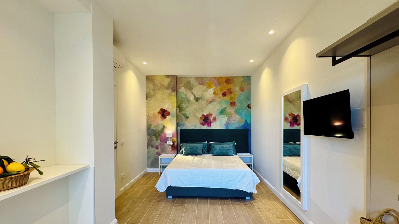 Photo of Bedroom in Meta