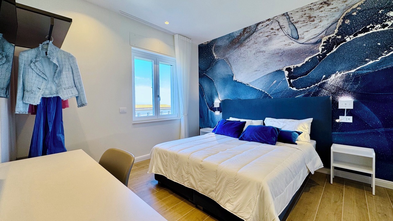 Photo of Bedroom in Meta