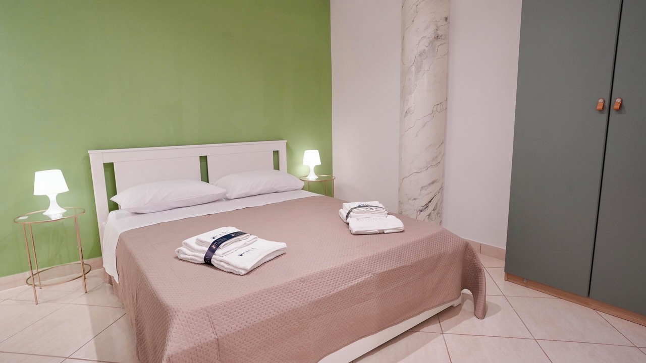 Photo of Bedroom in Nola