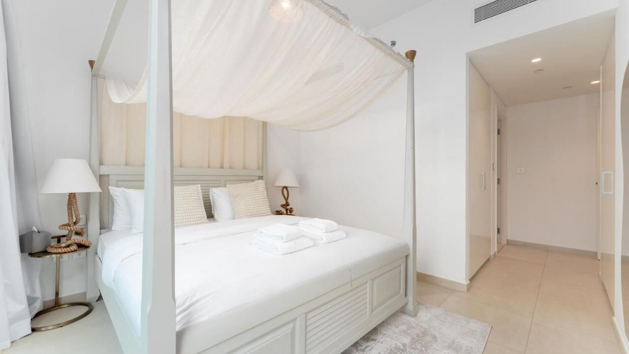 Photo of Bedroom in Trade Center