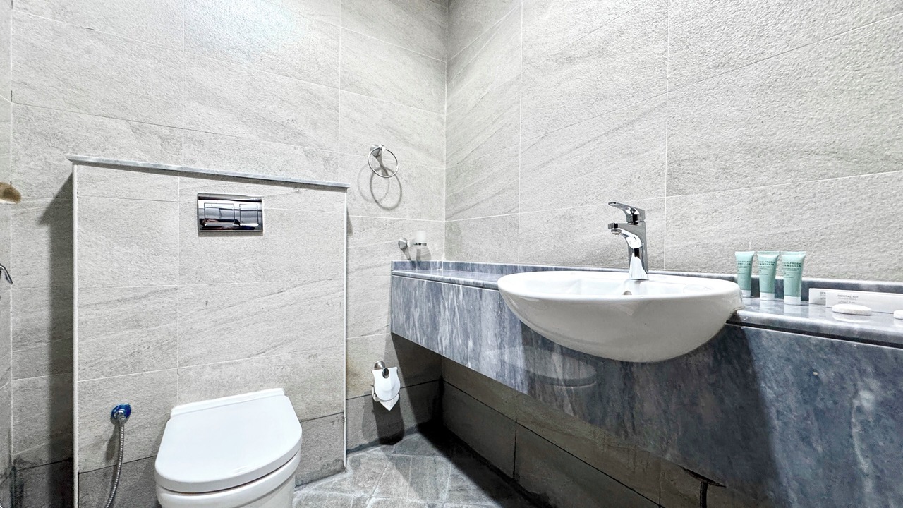 Photo of Bathroom in Jumeira 3