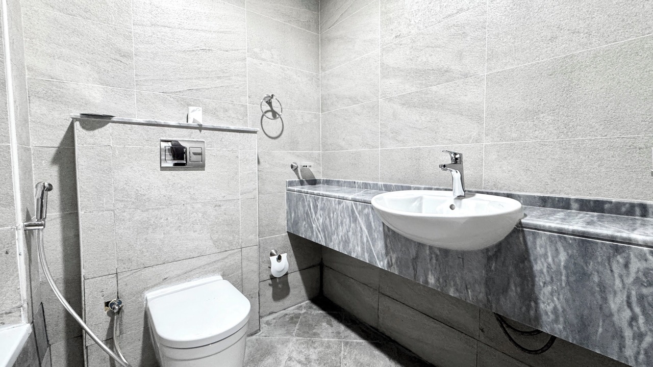 Photo of Bathroom in Jumeira 3