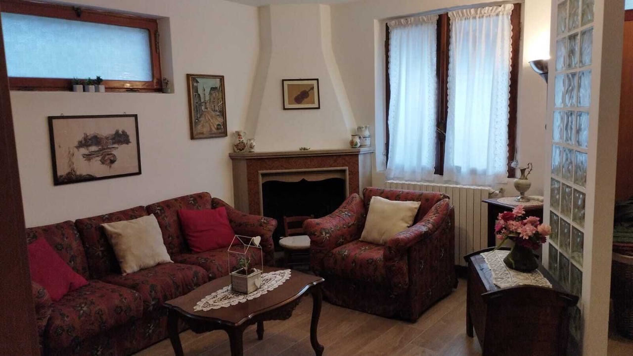 Photo of Livingroom in Introdacqua