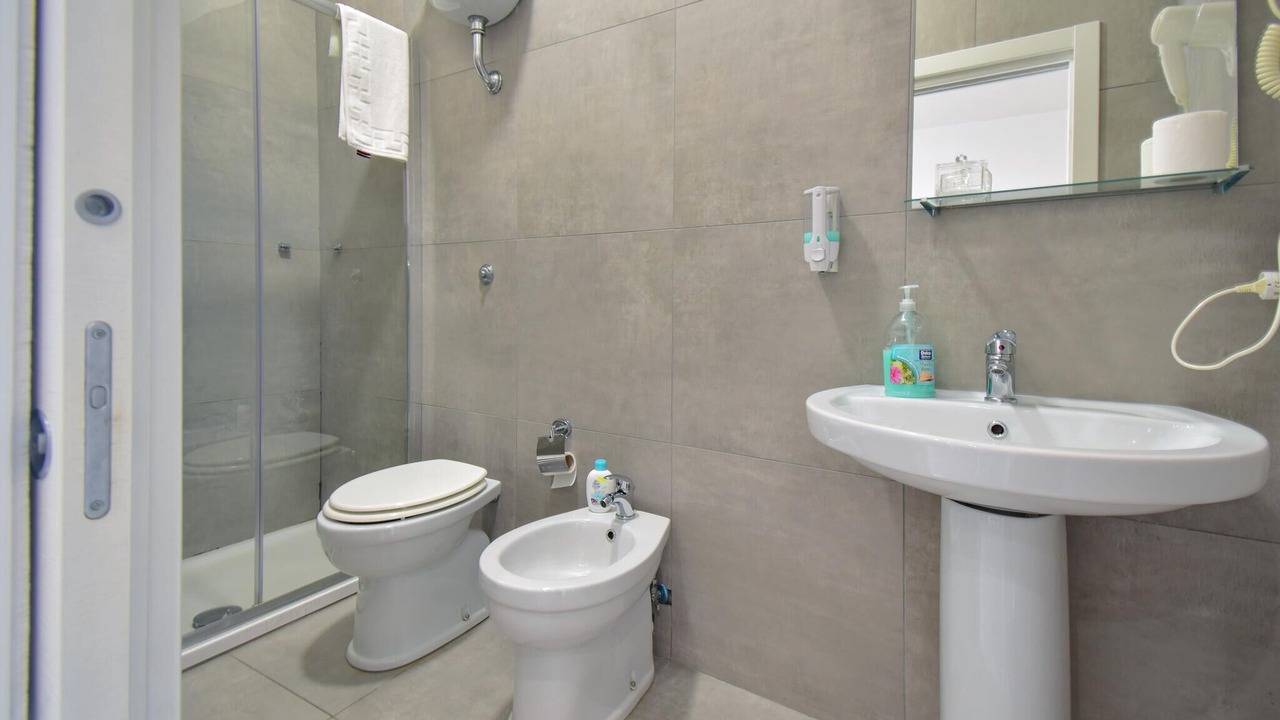 Photo of Bathroom in Secondigliano