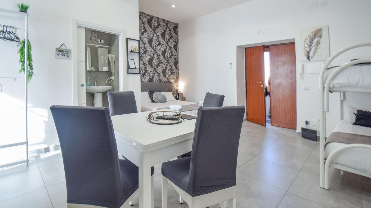 Photo of Bedroom in Secondigliano