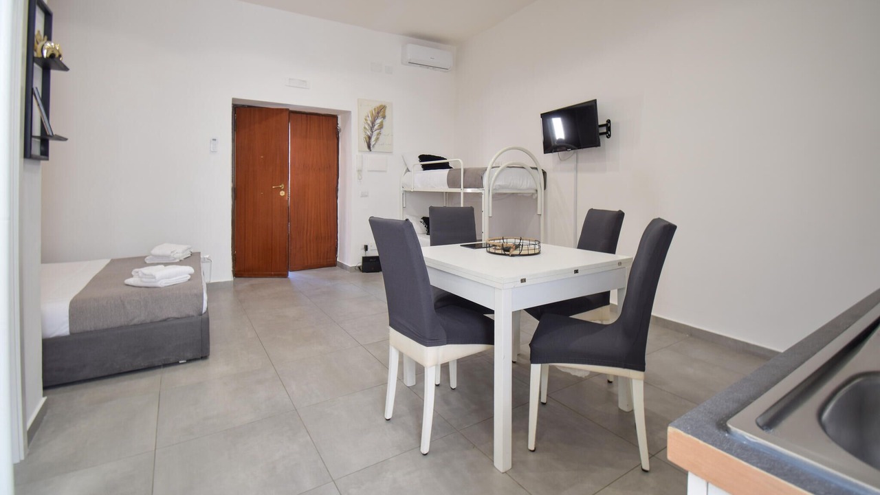 Photo of Bedroom in Secondigliano