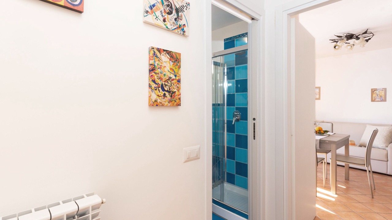 Photo of Bathroom in Path of the Gods