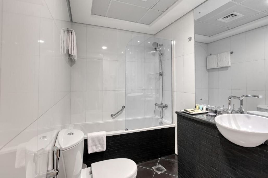 Photo of Bathroom in Umm Suqeim 3