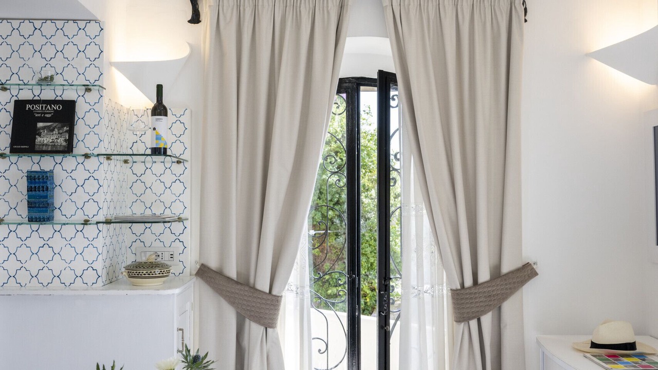 Photo of Patio Balcony in Path of the Gods