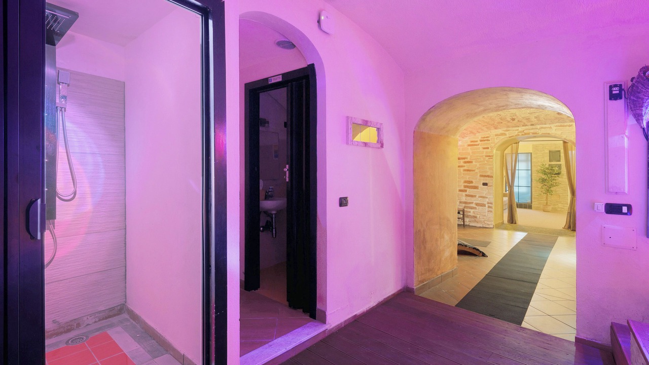 Photo of Bathroom in Meta