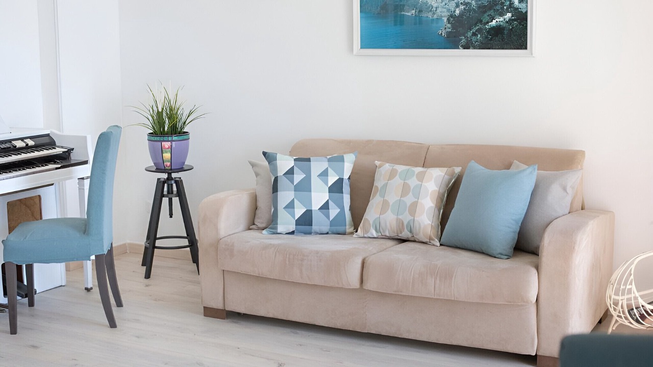 Photo of Livingroom in Meta