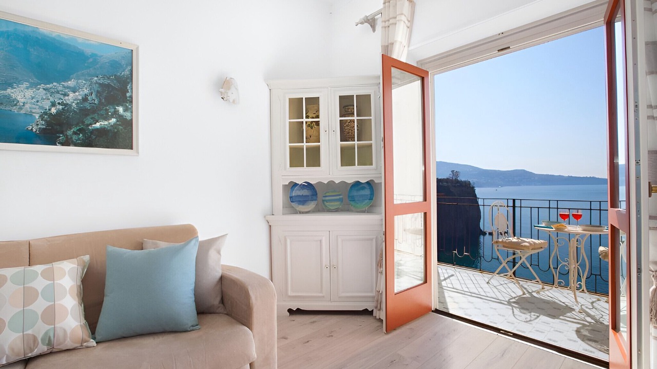 Photo of Patio Balcony in Meta