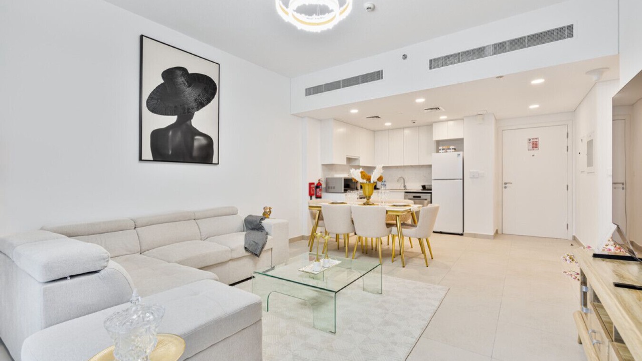 Photo of Livingroom in Umm Suqeim 3
