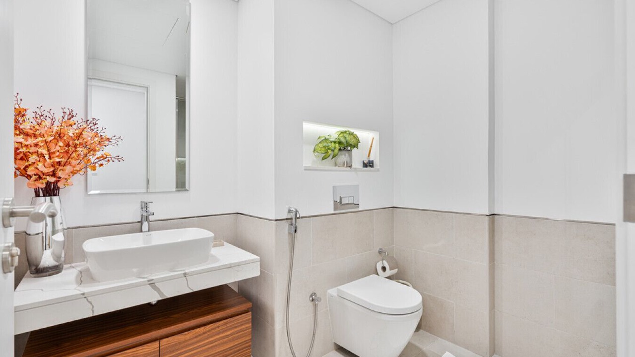 Photo of Bathroom in Umm Suqeim 3