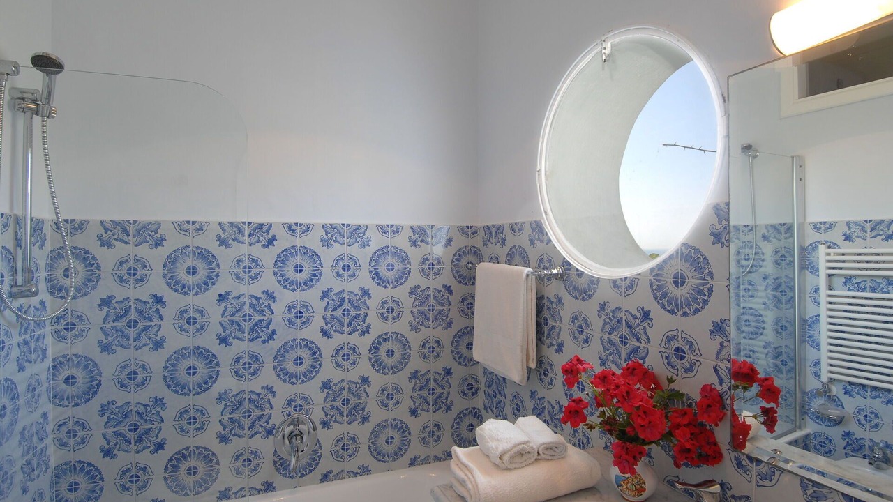 Photo of Bathroom in Montepertuso