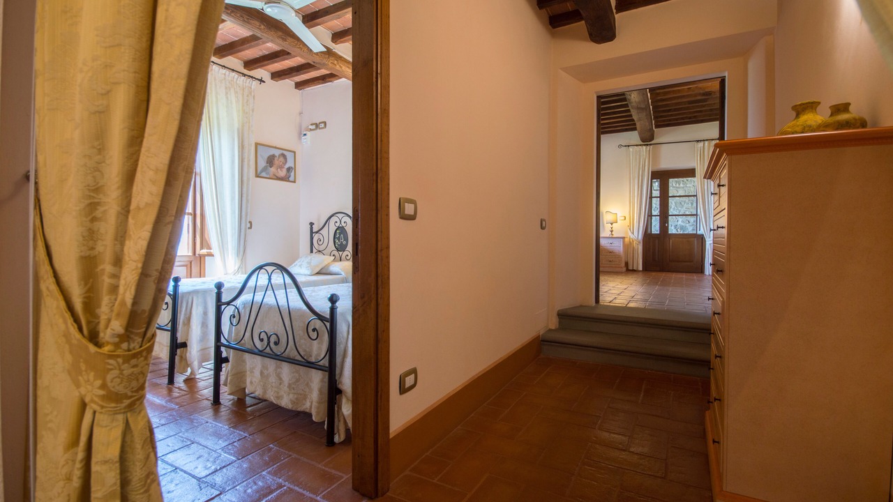 Photo of Bedroom in Camucia