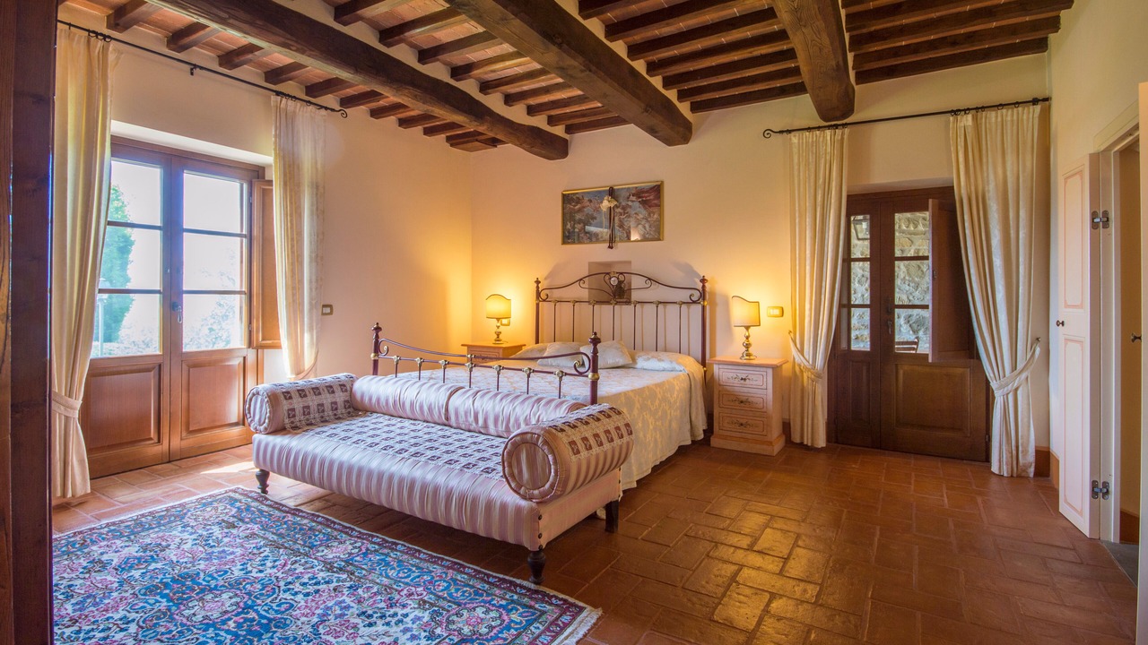 Photo of Bedroom in Camucia