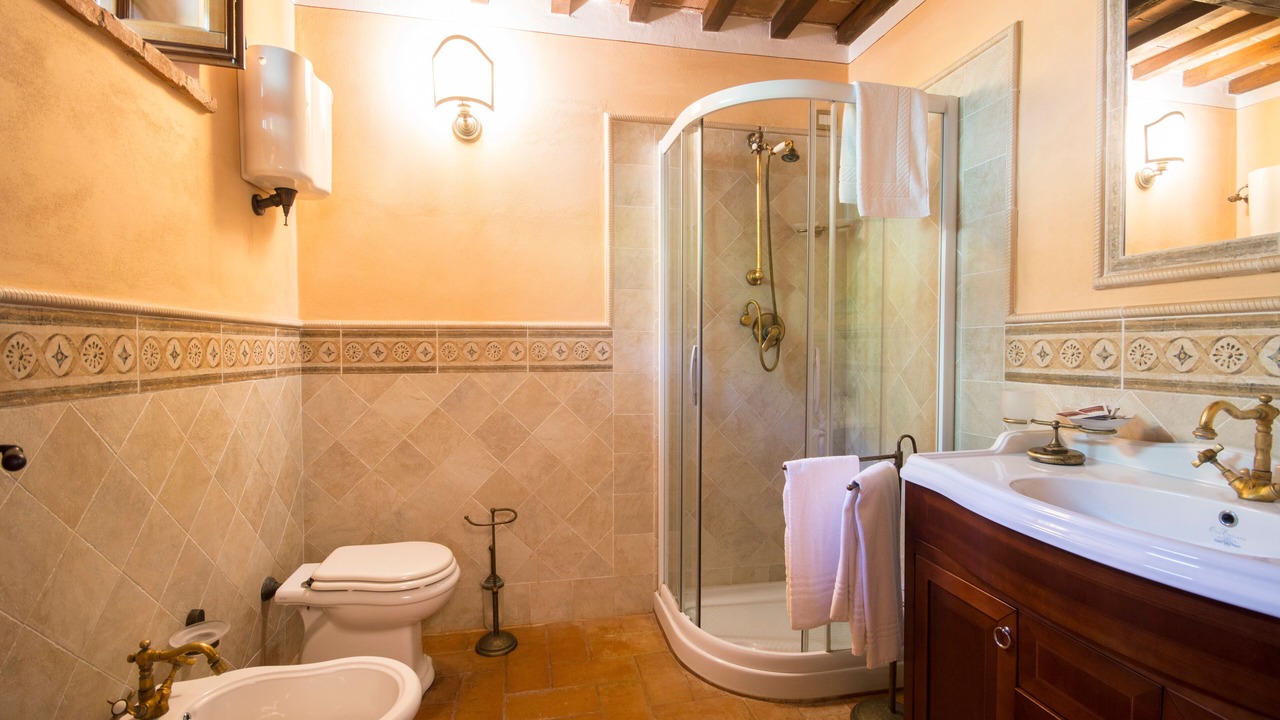 Photo of Bathroom in Camucia