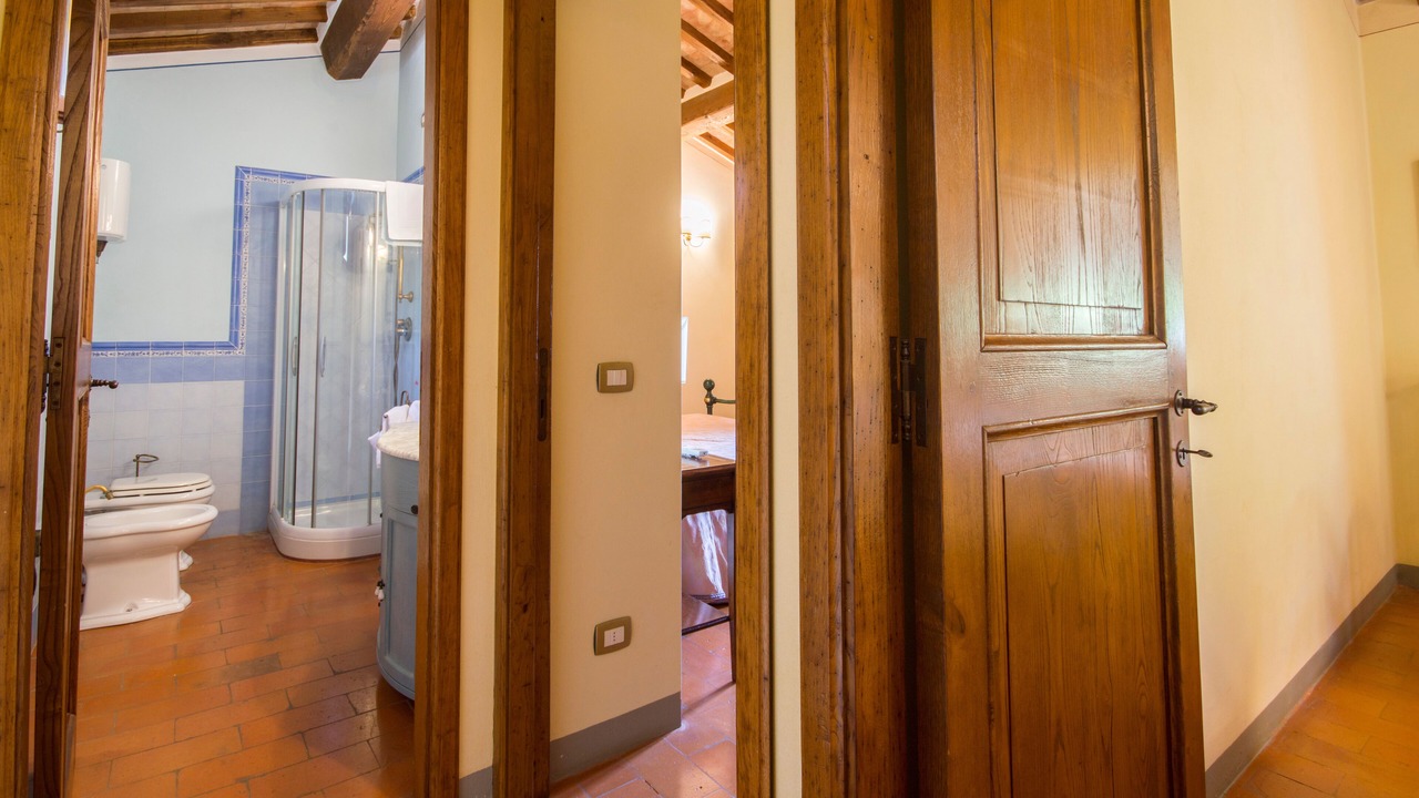 Photo of Bathroom in Camucia