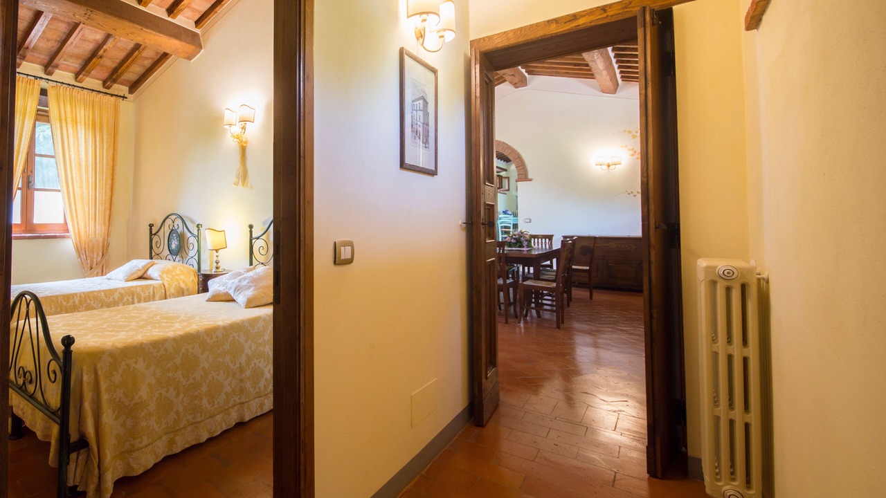 Photo of Bedroom in Camucia